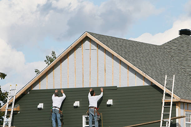 Professional Wood Siding technician working in Collins, OH